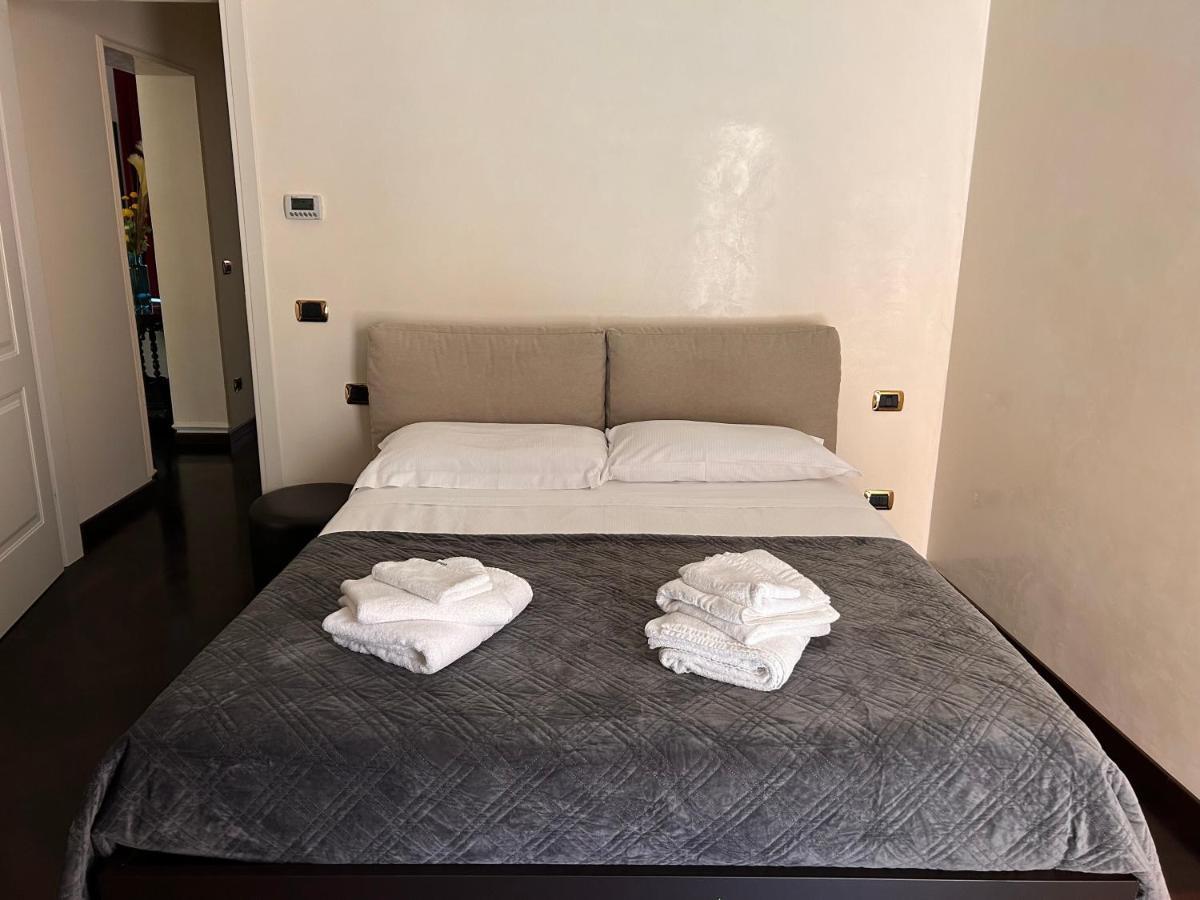 Piazza Maggiore Luxury Apartment Bologna Exterior photo