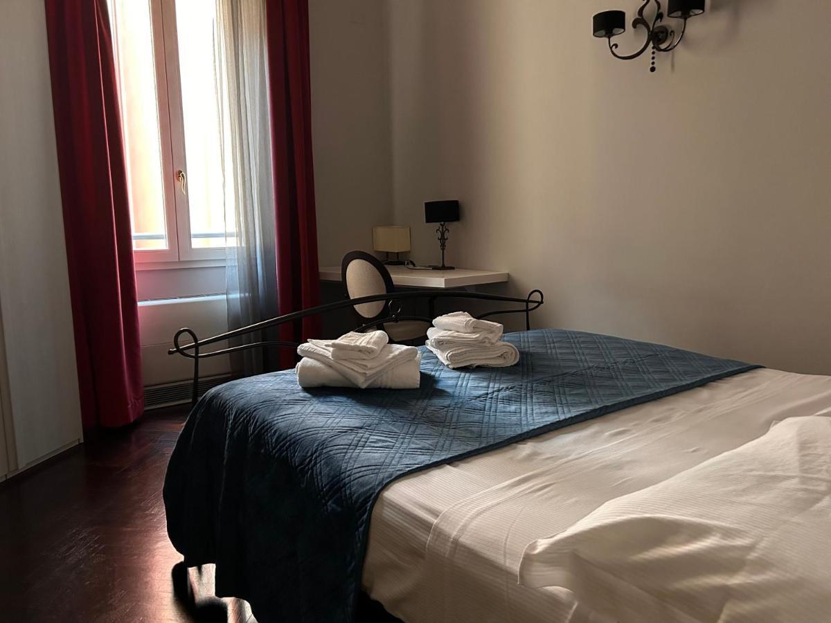 Piazza Maggiore Luxury Apartment Bologna Exterior photo